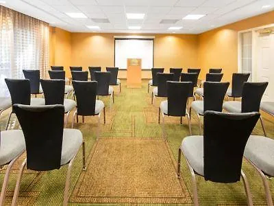 Hotel La Quinta by Wyndham USF  Tampa