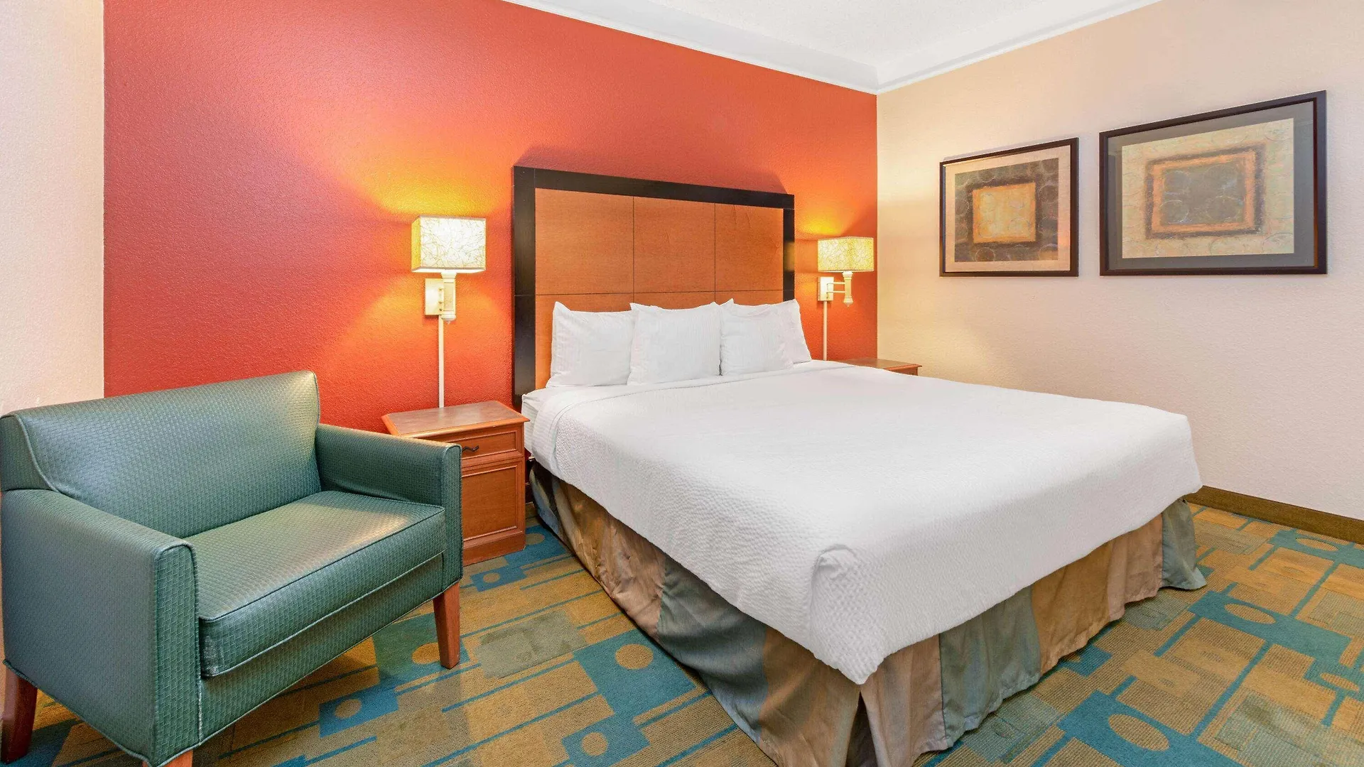 Hotel La Quinta by Wyndham USF  Tampa 3*,