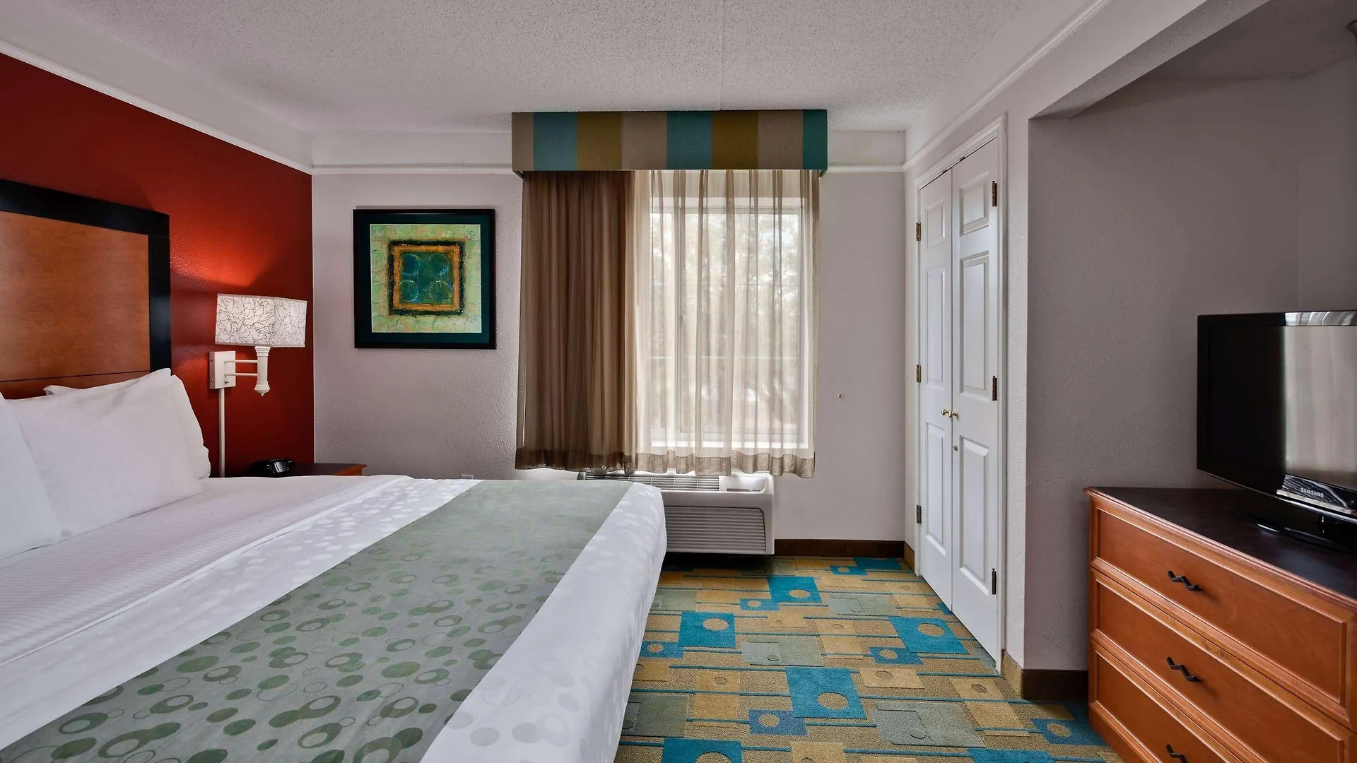 Hotel La Quinta by Wyndham USF  Tampa