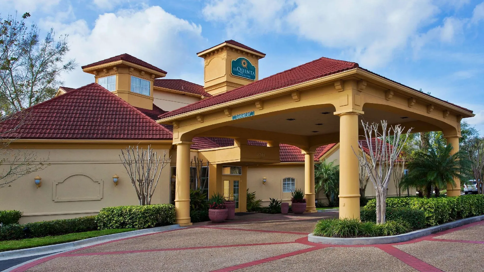 Hotel La Quinta by Wyndham USF  Tampa