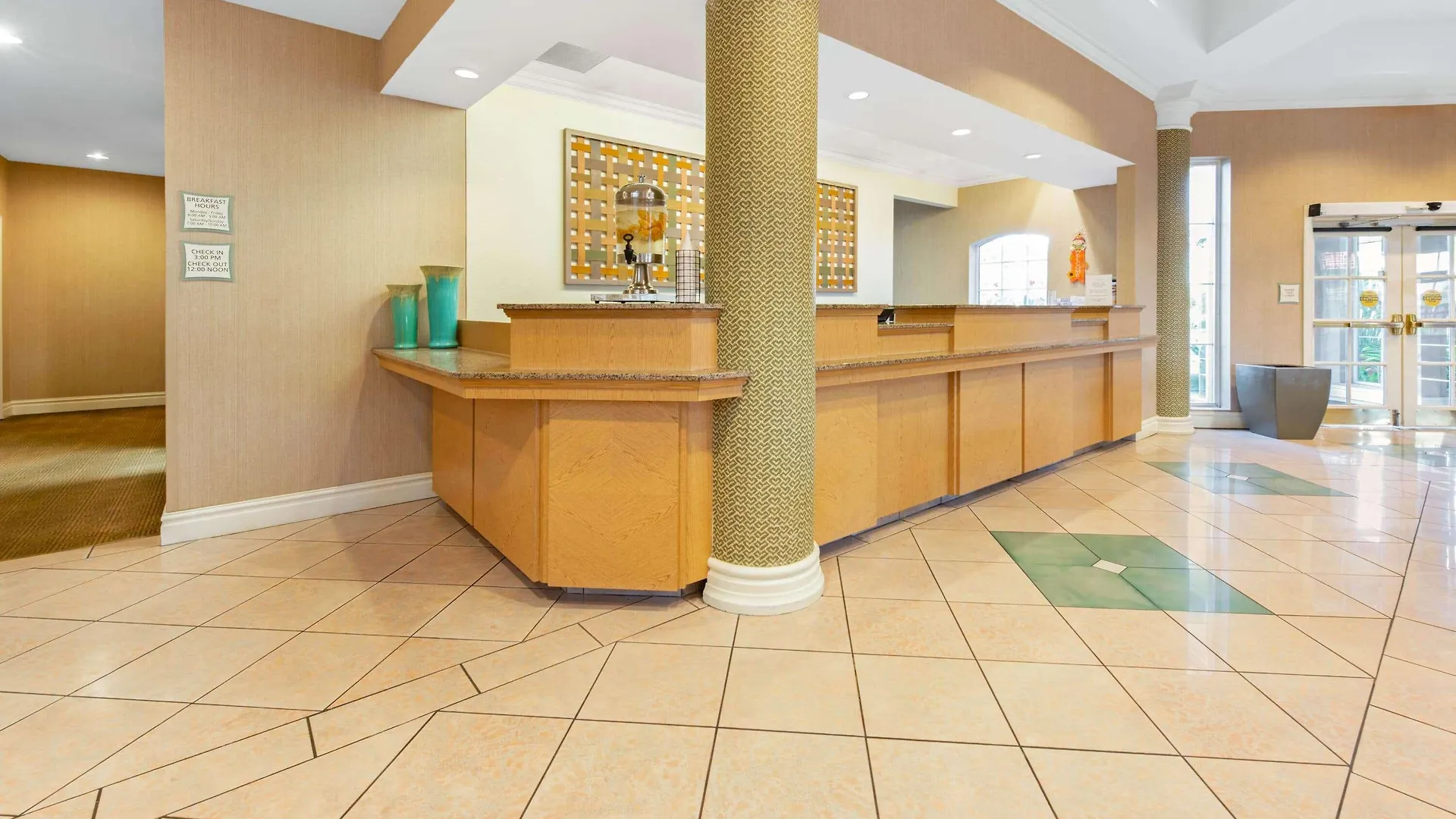 La Quinta By Wyndham Usf Hotel Tampa