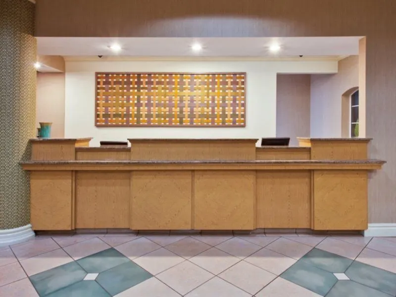 Hotel La Quinta by Wyndham USF  Tampa